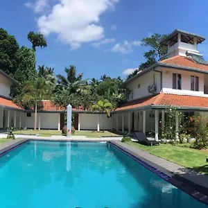 https://anuhas-airport-villas.negombohotels.net